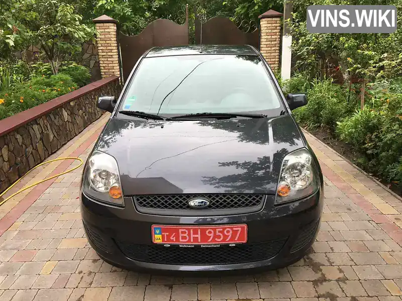 Хетчбек Ford Fiesta 2006 1.3 л. Ручна / Механіка обл. Рівненська, Дубно - Фото 1/9