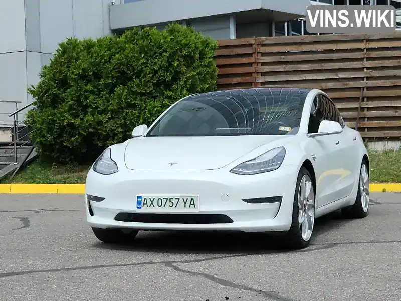 Седан Tesla Model 3 2019 null_content л. Автомат обл. Харківська, Харків - Фото 1/21