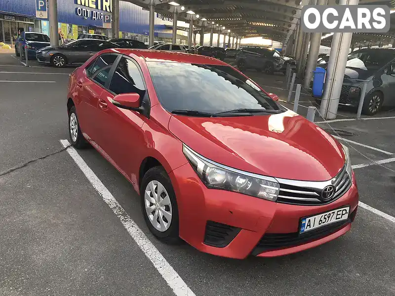 Седан Toyota Corolla 2015 1.33 л. Ручна / Механіка обл. Київська, Бориспіль - Фото 1/21