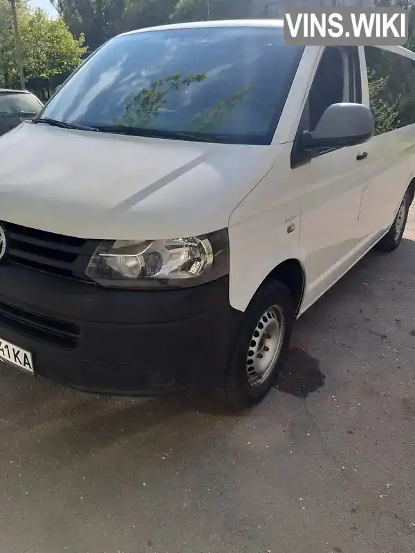 Мінівен Volkswagen Transporter 2015 2 л. Робот обл. Запорізька, Запоріжжя - Фото 1/16