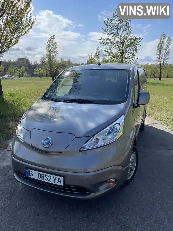 Мінівен Nissan e-NV200 2019 null_content л. обл. Дніпропетровська, Кам'янське (Дніпродзержинськ) - Фото 1/21