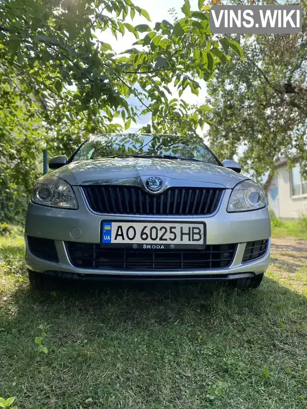 Хетчбек Skoda Fabia 2010 1.6 л. Ручна / Механіка обл. Київська, Бориспіль - Фото 1/7