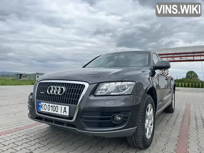 Внедорожник / Кроссовер Audi Q5 2010 2 л. Робот обл. Закарпатская, Тячев - Фото 1/13