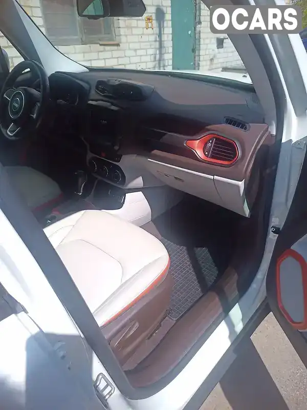 ZACCJADT6GPD52511 Jeep Renegade 2016 Внедорожник / Кроссовер 2.4 л. Фото 9