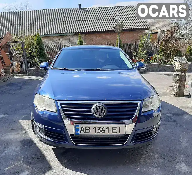 Седан Volkswagen Passat 2005 1.6 л. Ручна / Механіка обл. Вінницька, Ладижин - Фото 1/11