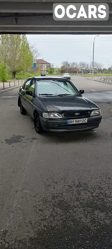 Хэтчбек Ford Escort 1994 1.8 л. Ручная / Механика обл. Одесская, Одесса - Фото 1/9