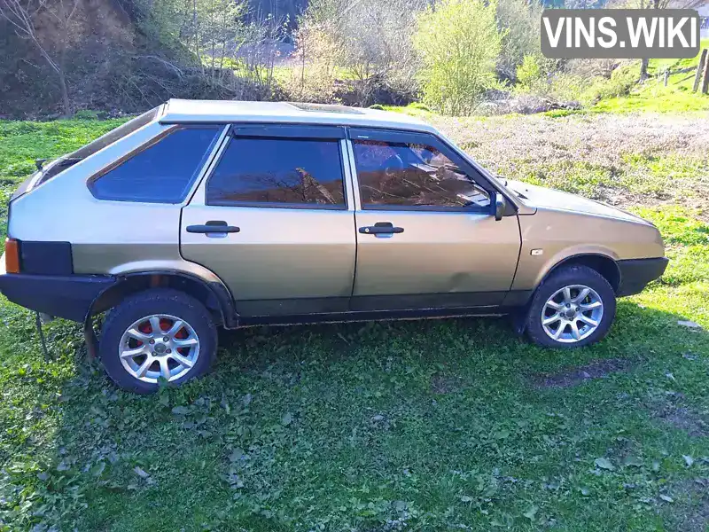 Хэтчбек ВАЗ / Lada 2109 2002 1.5 л. Ручная / Механика обл. Черновицкая, Выжница - Фото 1/12