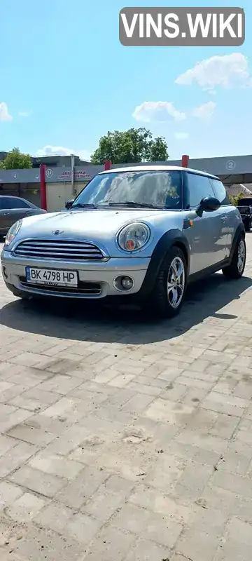 Хэтчбек MINI Hatch 2007 1.4 л. Ручная / Механика обл. Ровенская, Дубно - Фото 1/11