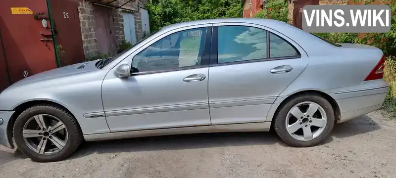 Седан Mercedes-Benz C-Class 2002 2.6 л. Автомат обл. Київська, Київ - Фото 1/12