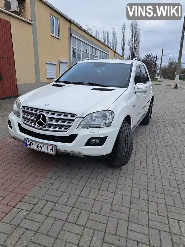 Позашляховик / Кросовер Mercedes-Benz M-Class 2010 3 л. обл. Запорізька, Запоріжжя - Фото 1/10