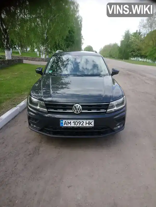 Позашляховик / Кросовер Volkswagen Tiguan 2018 2 л. Робот обл. Житомирська, Бердичів - Фото 1/21