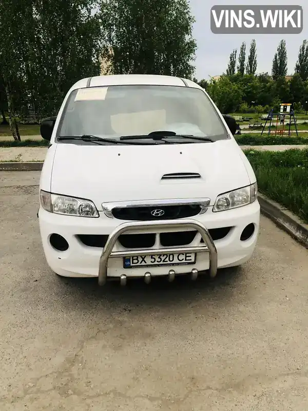 Мінівен Hyundai H-1 2004 2.5 л. Ручна / Механіка обл. Хмельницька, Кам'янець-Подільський - Фото 1/12