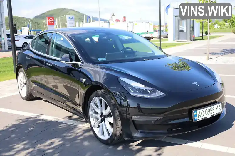 Седан Tesla Model 3 2019 null_content л. Автомат обл. Закарпатская, Мукачево - Фото 1/21