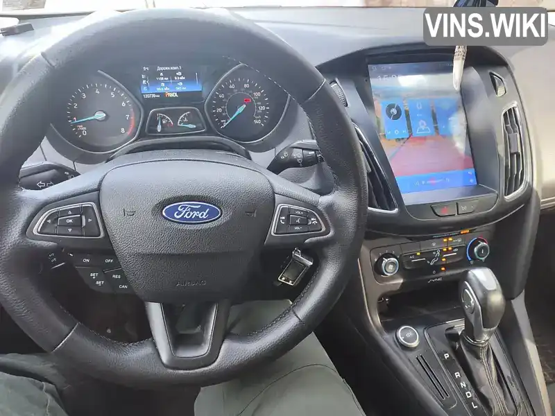 1FADP3F22FL253051 Ford Focus 2015 Седан 2 л. Фото 2