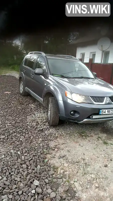 JMBXJCW8W8Z403801 Mitsubishi Outlander XL 2008 Позашляховик / Кросовер 2 л. Фото 3