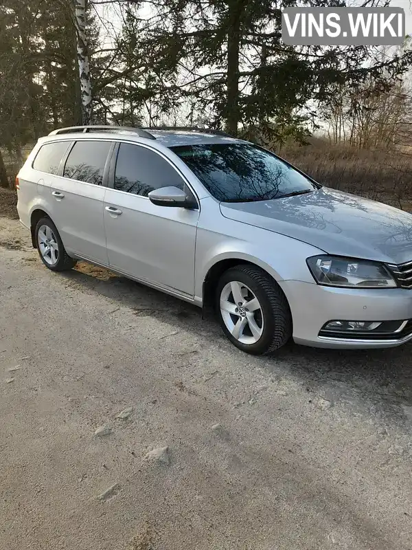 Універсал Volkswagen Passat 2013 2 л. Ручна / Механіка обл. Житомирська, Житомир - Фото 1/20