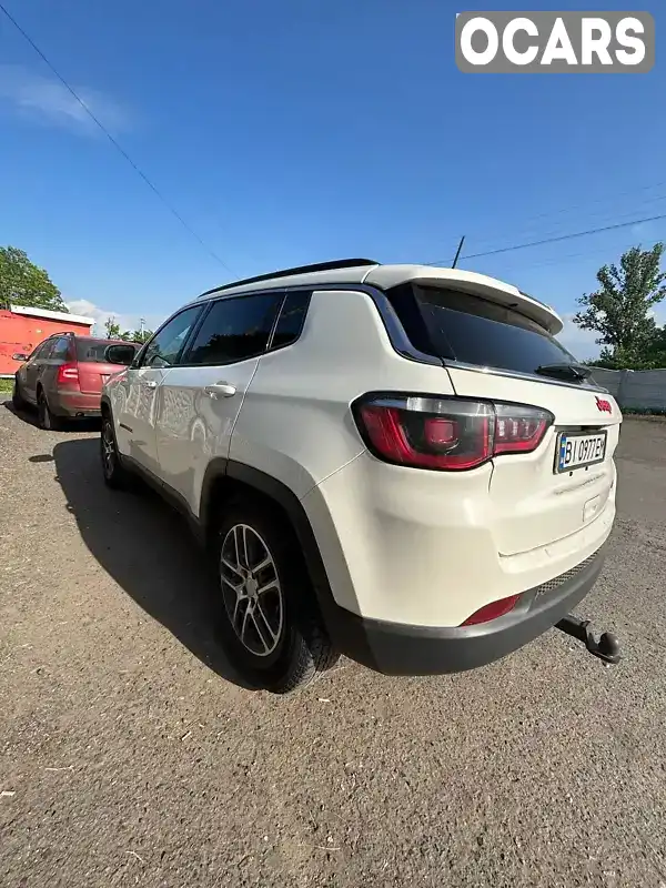 3C4NJCBB4KT843773 Jeep Compass 2019 Внедорожник / Кроссовер 2.4 л. Фото 2