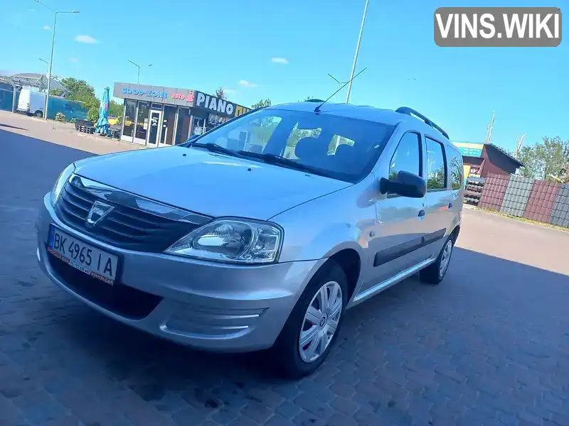 Седан Dacia Logan 2012 1.6 л. Ручная / Механика обл. Ровенская, Сарны - Фото 1/21