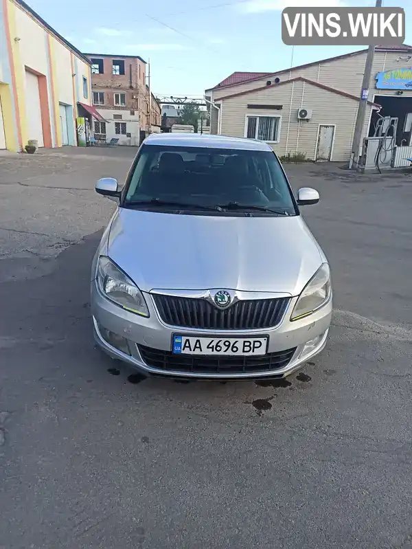 Хэтчбек Skoda Fabia 2011 1.4 л. Ручная / Механика обл. Киевская, Белая Церковь - Фото 1/10