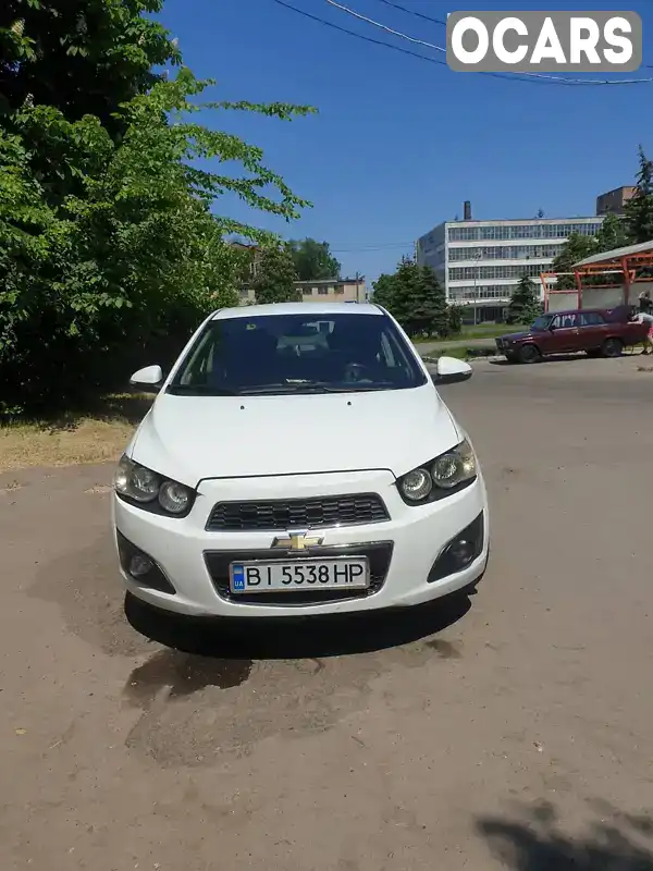 Седан Chevrolet Aveo 2013 1.4 л. Ручная / Механика обл. Полтавская, Лубны - Фото 1/11