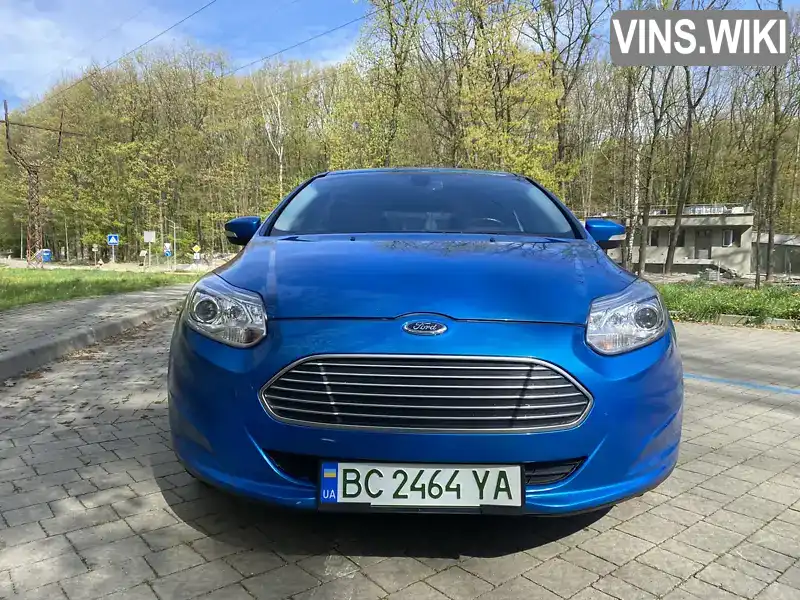 Хэтчбек Ford Focus 2012 null_content л. Автомат обл. Львовская, Львов - Фото 1/21