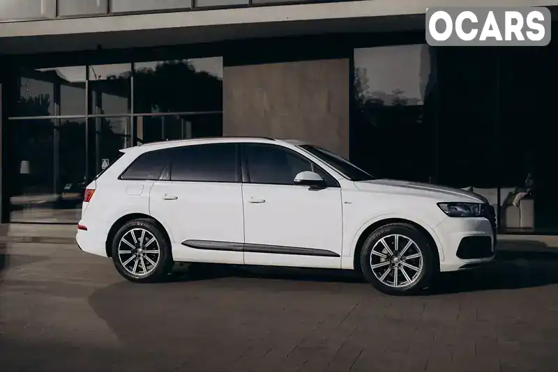 Позашляховик / Кросовер Audi Q7 2016 2.97 л. Типтронік обл. Закарпатська, Ужгород - Фото 1/21