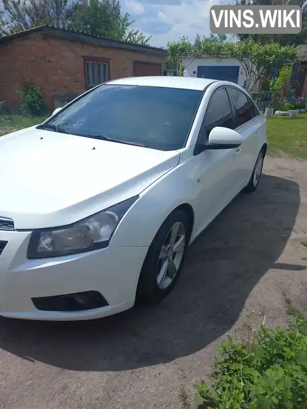 Седан Chevrolet Cruze 2014 1.4 л. Автомат обл. Полтавська, Лохвиця - Фото 1/15