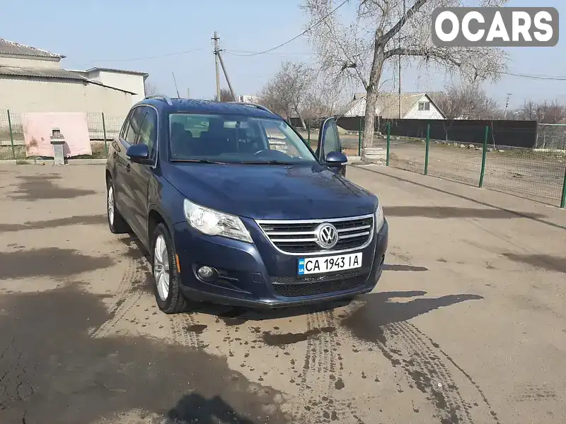 Позашляховик / Кросовер Volkswagen Tiguan 2010 2 л. Автомат обл. Миколаївська, Первомайськ - Фото 1/14