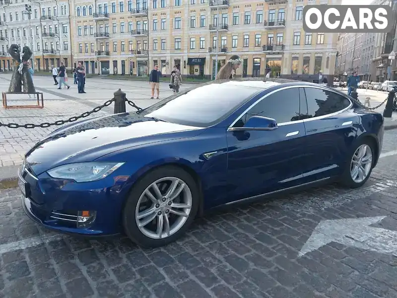 Ліфтбек Tesla Model S 2015 null_content л. обл. Київська, Київ - Фото 1/12