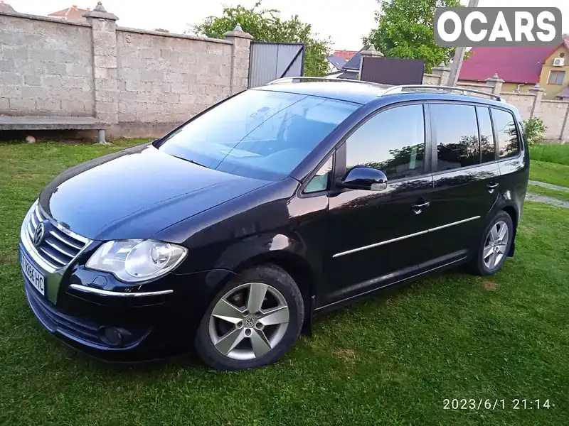 Мінівен Volkswagen Touran 2007 2 л. Ручна / Механіка обл. Львівська, Городок - Фото 1/21