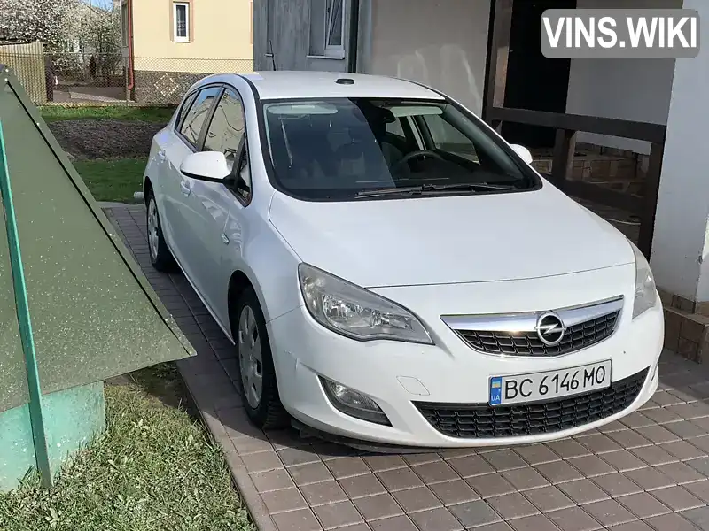 Хетчбек Opel Astra 2010 1.2 л. Ручна / Механіка обл. Львівська, Львів - Фото 1/17