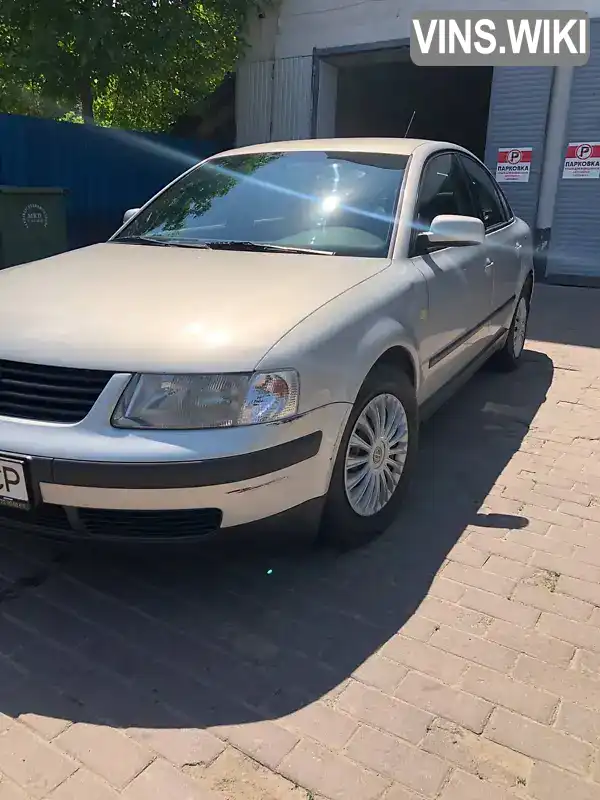 Седан Volkswagen Passat 1999 1.8 л. Ручна / Механіка обл. Чернівецька, Чернівці - Фото 1/8