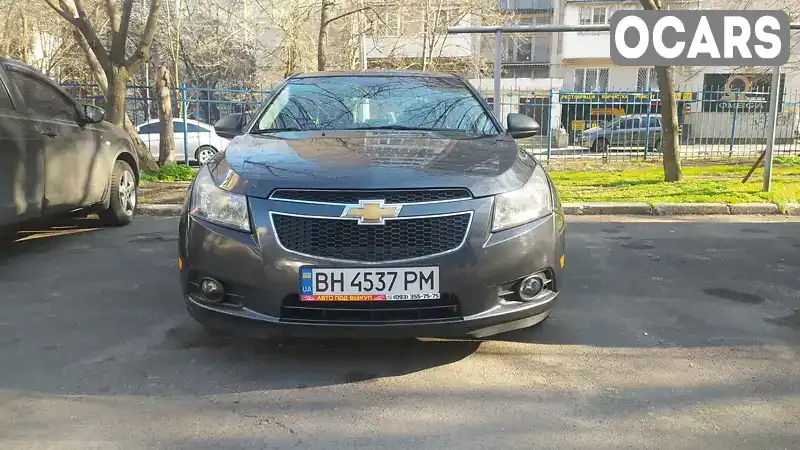 Седан Chevrolet Cruze 2013 1.8 л. Автомат обл. Одесская, Одесса - Фото 1/10