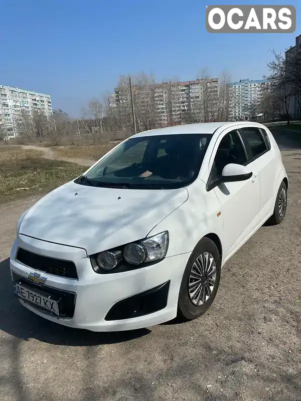 Хэтчбек Chevrolet Aveo 2012 1.3 л. Ручная / Механика обл. Днепропетровская, Каменское (Днепродзержинск) - Фото 1/21