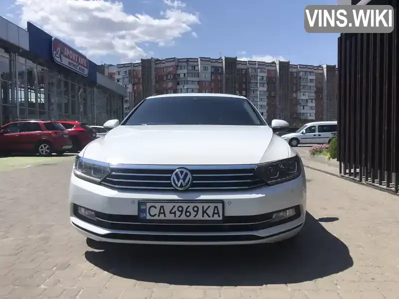 WVWZZZ3CZKE017258 Volkswagen Passat 2018 Универсал 2 л. Фото 1