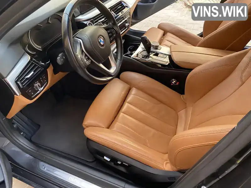 WBAJP31070BT72615 BMW 5 Series 2018 Універсал 2 л. Фото 7