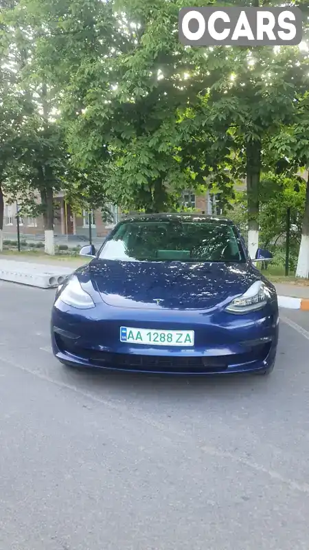 5YJ3E1EB0JF127400 Tesla Model 3 2018 Седан  Фото 1