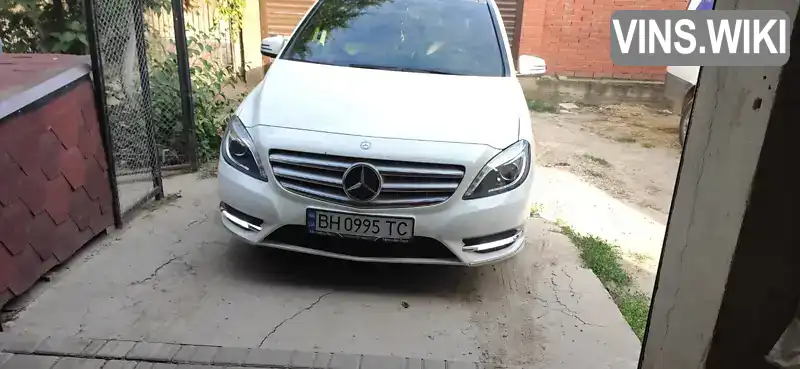 Хэтчбек Mercedes-Benz B-Class 2014 1.8 л. Автомат обл. Одесская, Черноморск (Ильичевск) - Фото 1/16