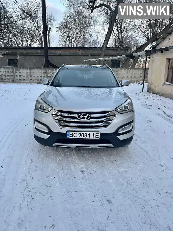 Позашляховик / Кросовер Hyundai Santa FE 2013 2 л. Автомат обл. Львівська, Радехів - Фото 1/19