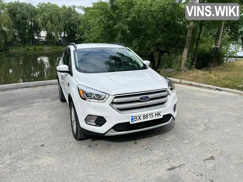 Позашляховик / Кросовер Ford Escape 2019 1.5 л. обл. Хмельницька, Шепетівка - Фото 1/8