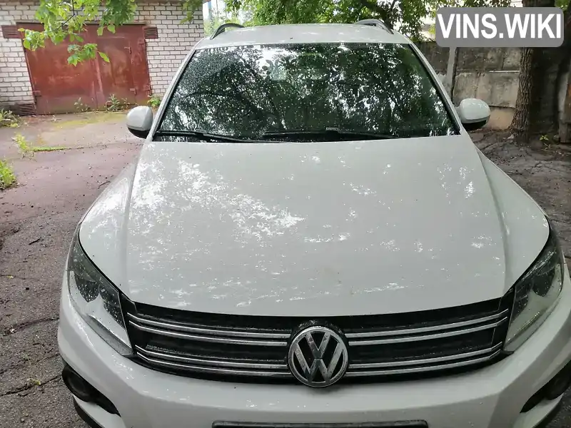 Позашляховик / Кросовер Volkswagen Tiguan 2011 2 л. Автомат обл. Дніпропетровська, Покров (Орджонікідзе) - Фото 1/8