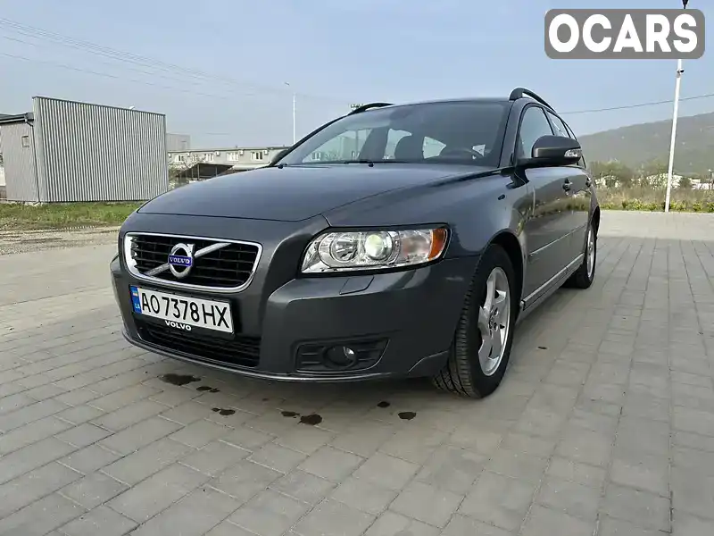 Універсал Volvo V50 2011 2 л. Ручна / Механіка обл. Закарпатська, Виноградів - Фото 1/21