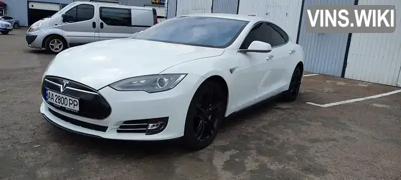 Лифтбек Tesla Model S 2014 null_content л. Автомат обл. Киевская, Киев - Фото 1/16