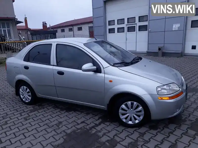 Седан Chevrolet Aveo 2004 1.5 л. обл. Чернівецька, Чернівці - Фото 1/21