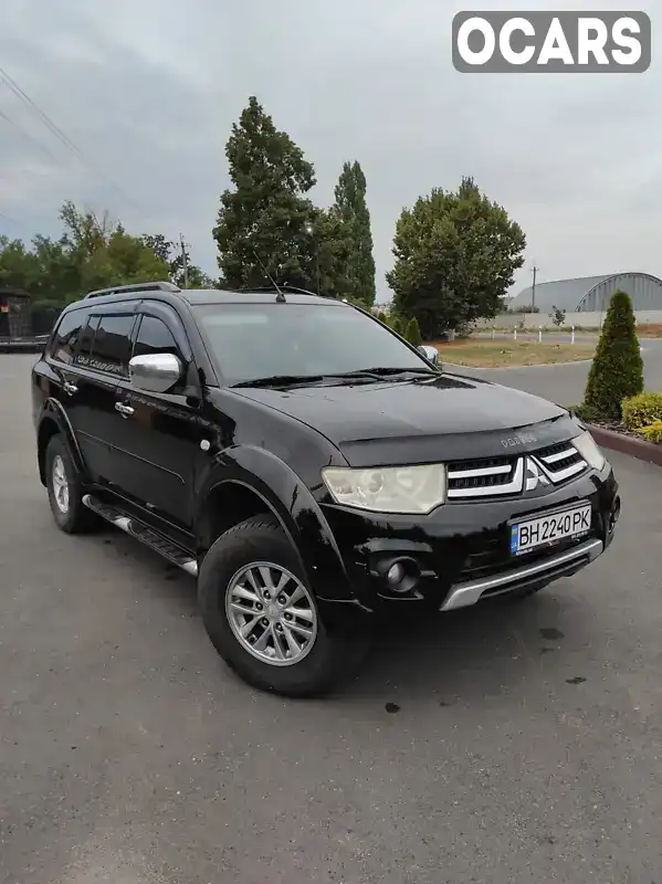 Позашляховик / Кросовер Mitsubishi Pajero Sport 2013 2.5 л. Ручна / Механіка обл. Кіровоградська, Благовіщенське (Ульяновка) - Фото 1/21