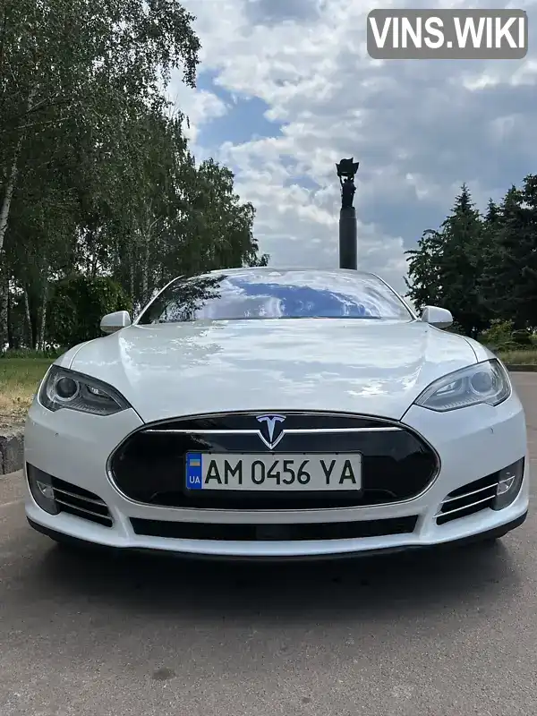 Ліфтбек Tesla Model S 2015 null_content л. Автомат обл. Житомирська, Житомир - Фото 1/21