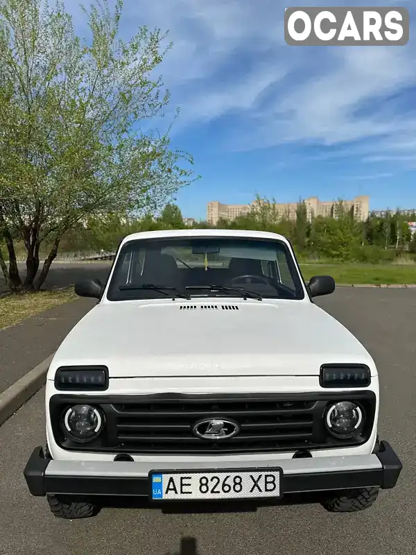 Позашляховик / Кросовер ВАЗ / Lada 21214 / 4x4 2015 1.7 л. Ручна / Механіка обл. Дніпропетровська, Кривий Ріг - Фото 1/16