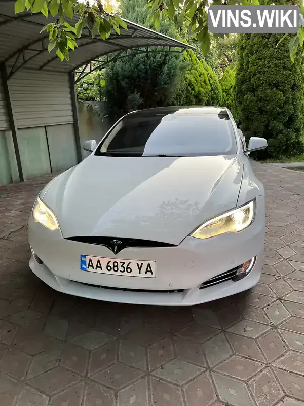 Ліфтбек Tesla Model S 2015 null_content л. Автомат обл. Запорізька, Запоріжжя - Фото 1/17