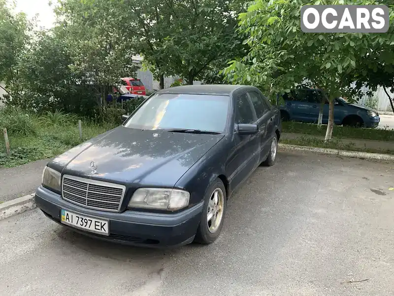 Седан Mercedes-Benz C-Class 1996 1.8 л. Ручная / Механика обл. Киевская, Вышневое - Фото 1/4