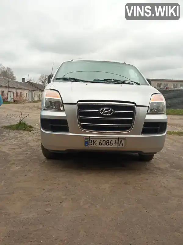 Мінівен Hyundai H-1 2007 2.4 л. Ручна / Механіка обл. Рівненська, Радивилів - Фото 1/8